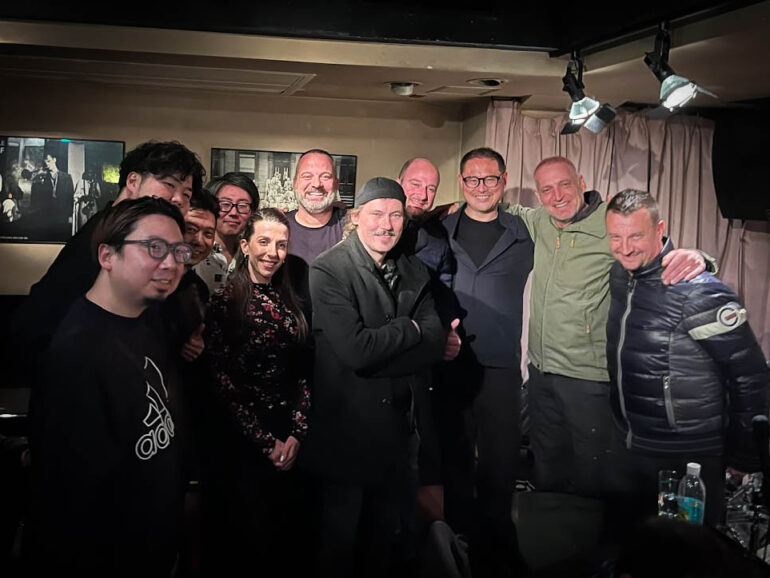 A Long Walk, Museums and a Steaming Gig at Naru (DAY 9)