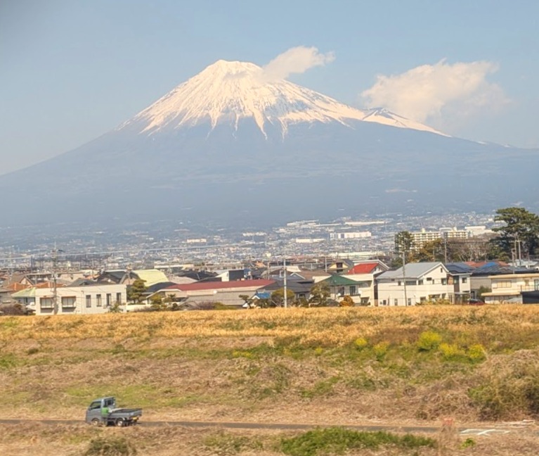 Nozomi Speed, Local Train Commutes, and Bistro Beats (day 19)